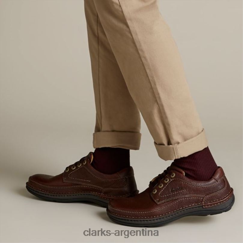 Clarks hombres 2FZPZ5492 caoba ny cuero naturaleza tres clarks de cuero caoba ny cuero caoba