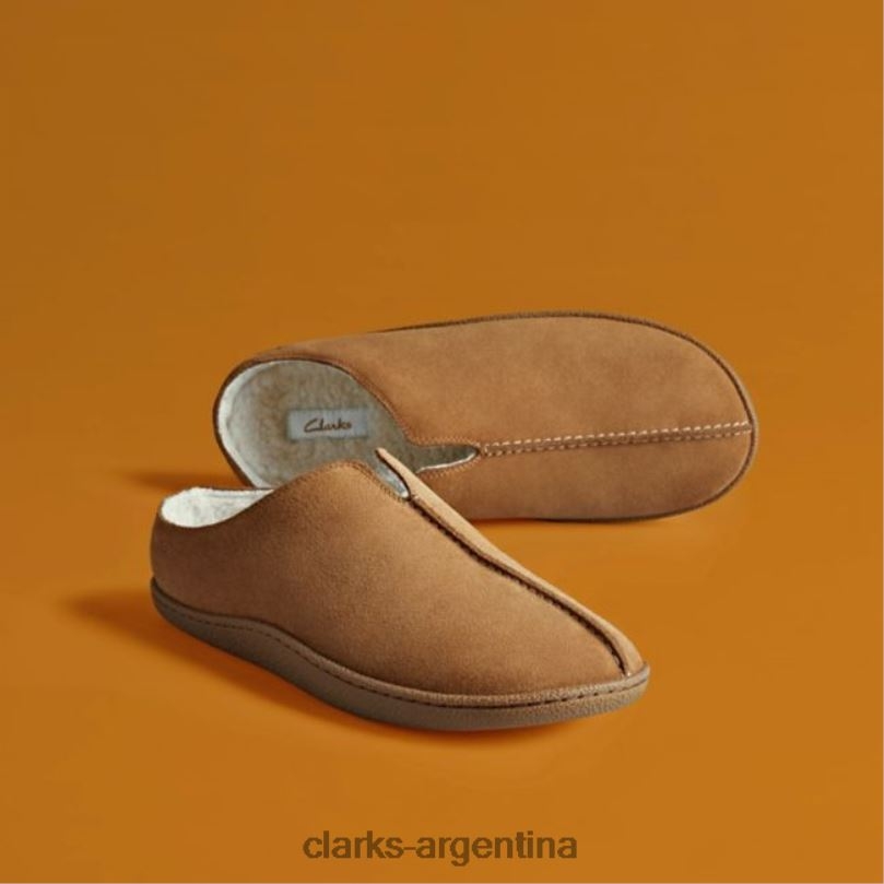 Clarks hombres 2FZPZ5599 mula casera de gamuza marrón clarks gamuza marrón gamuza color canela