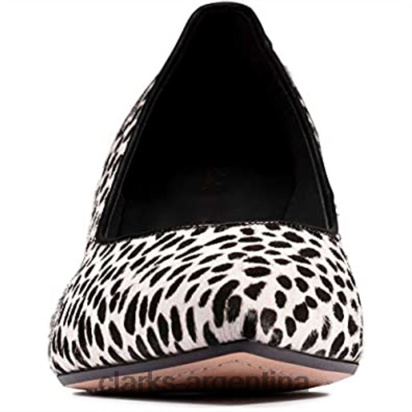 Clarks mujer 2FZPZ1608 Zapatos anchos de mujer clarks laina 55 court2 con estampado animal Huella animal