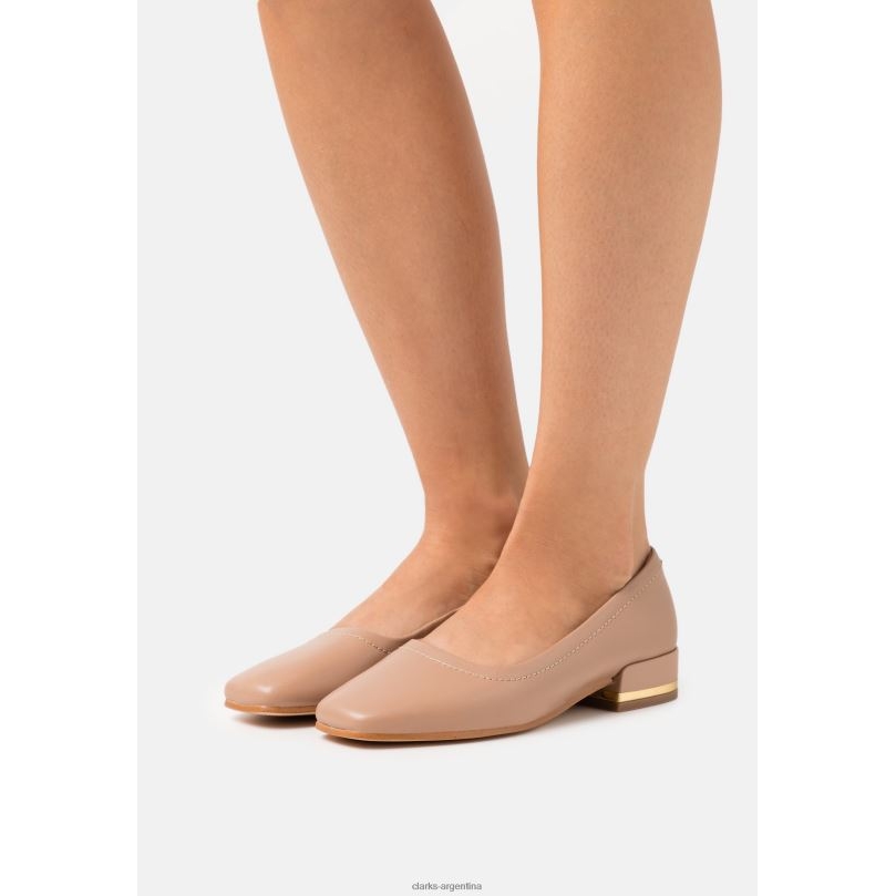 Clarks unisexo 2FZPZ6957 clarks praline tacones clasicos seren court almendra garapiñada
